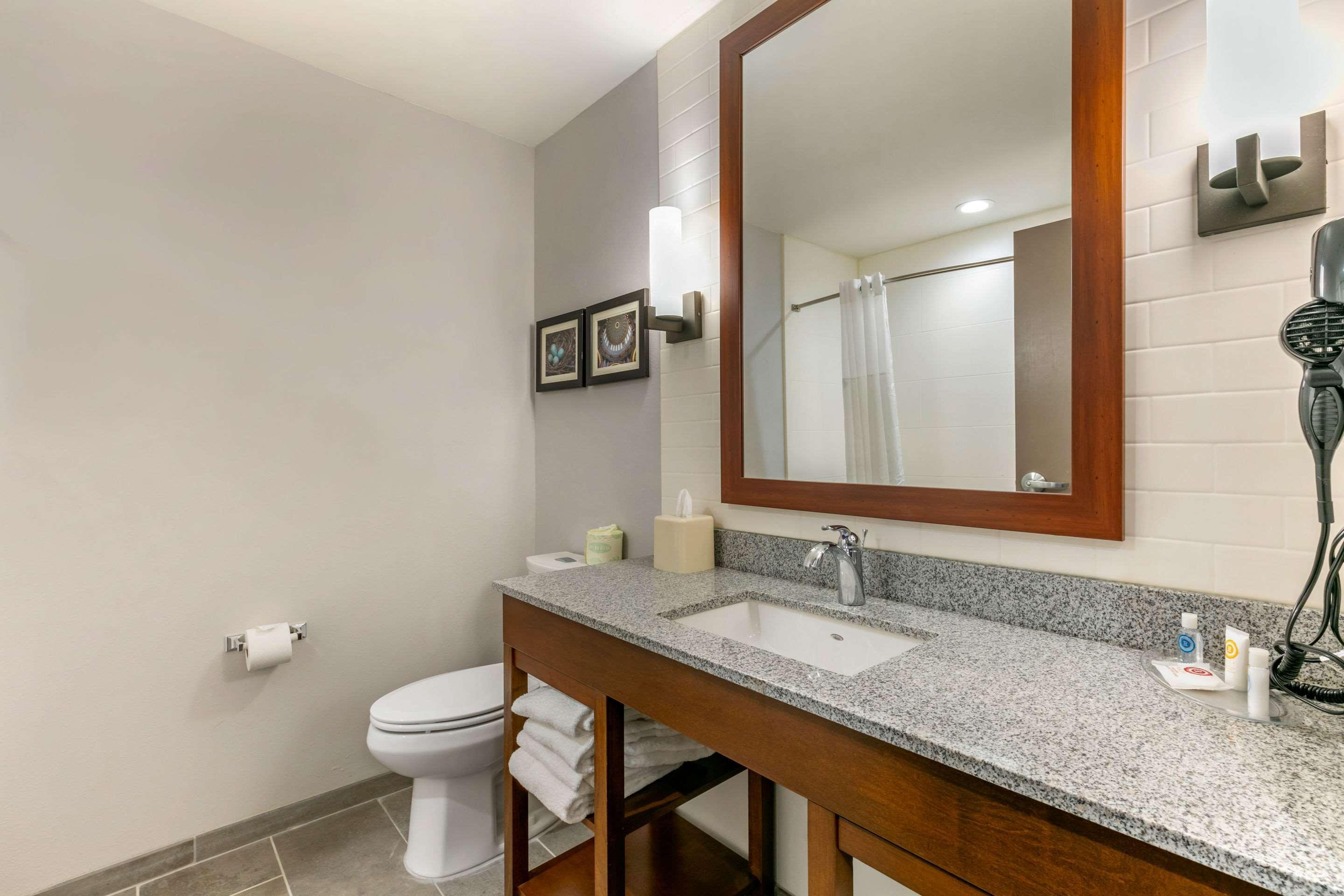 Comfort Suites North Tupelo Luaran gambar