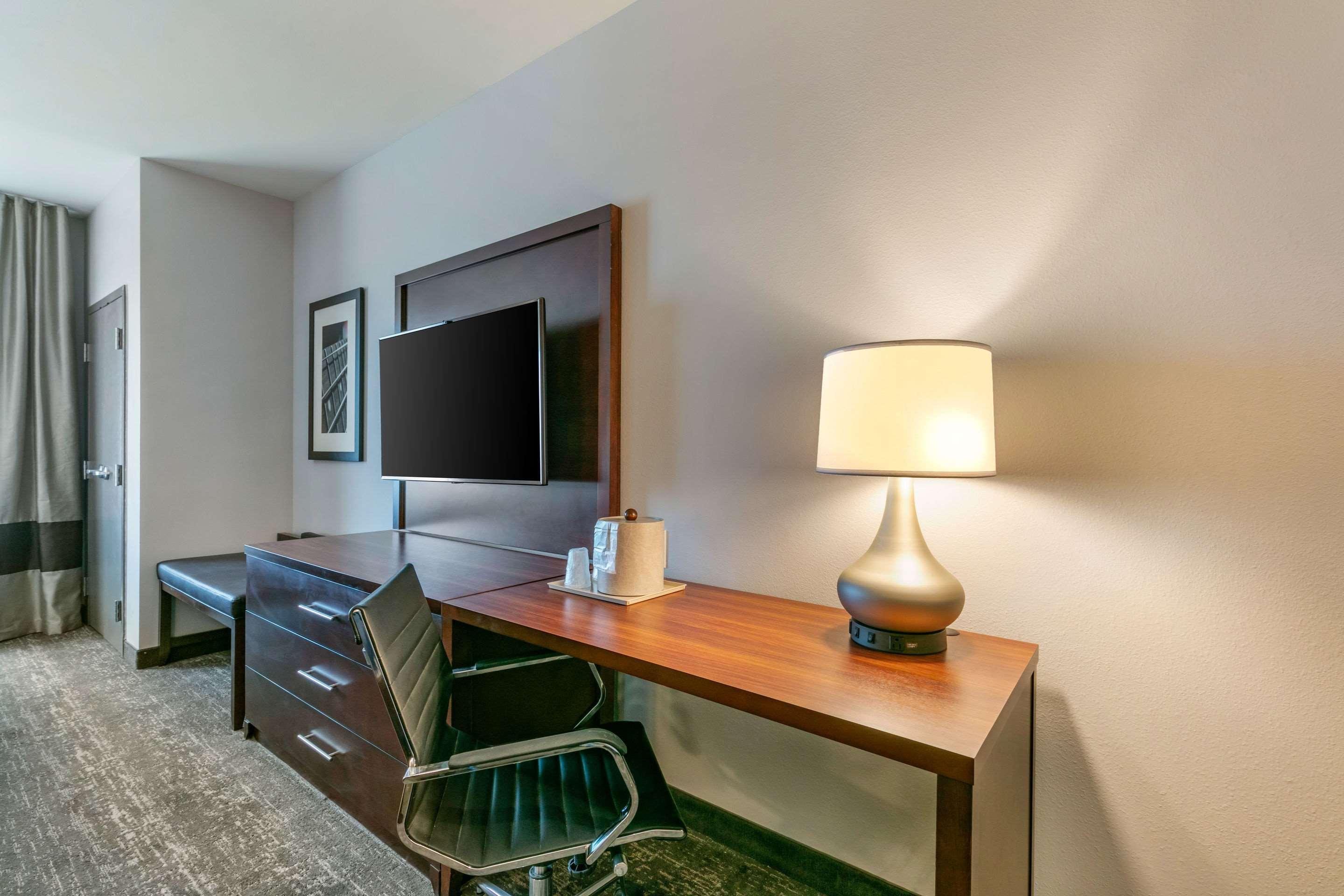 Comfort Suites North Tupelo Luaran gambar