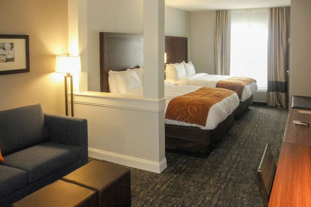 Comfort Suites North Tupelo Bilik gambar